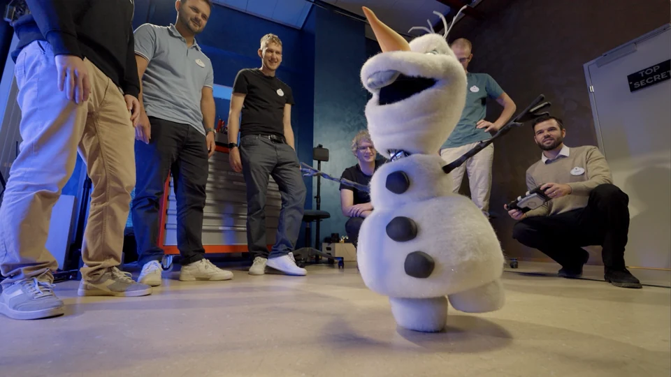 Disney Robotic Olaf robot by Walt Disney Imagineering / Disney Research